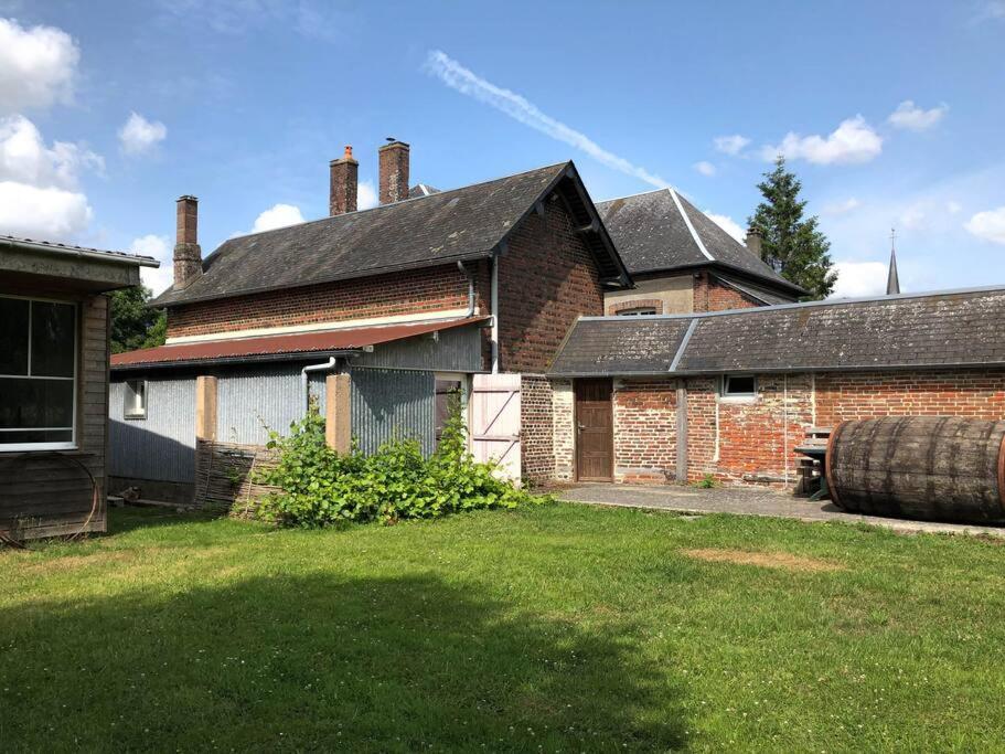 Gite Au Coeur D'Une Residence D'Artiste Saint-Aubin-de-Bonneval المظهر الخارجي الصورة