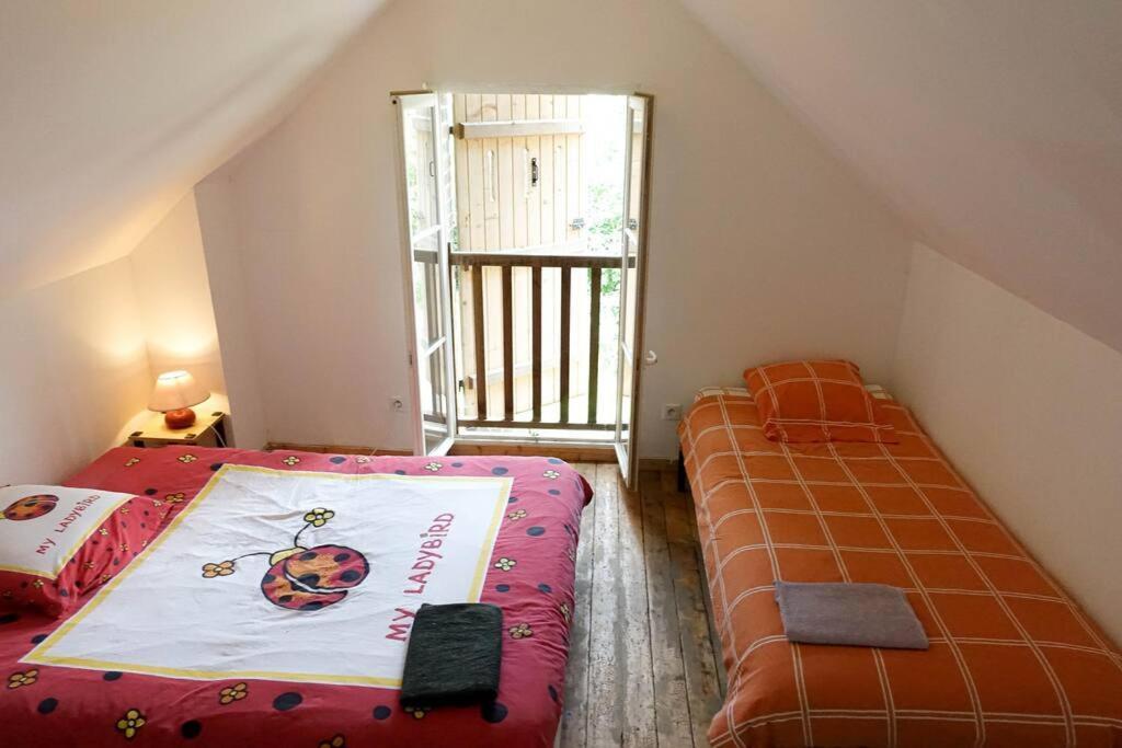 Gite Au Coeur D'Une Residence D'Artiste Saint-Aubin-de-Bonneval المظهر الخارجي الصورة