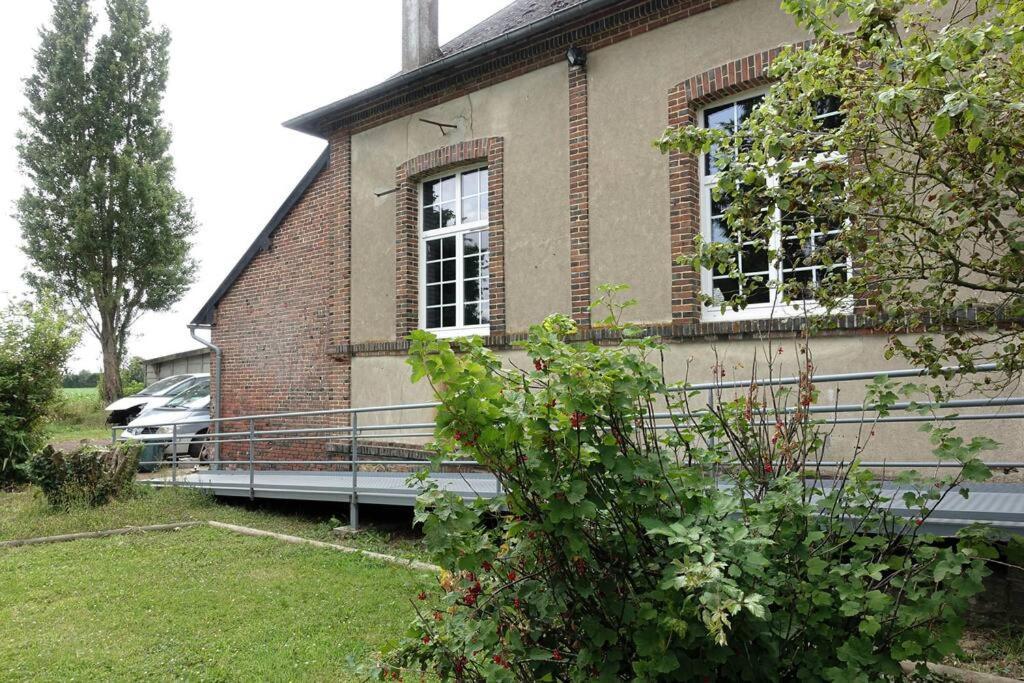 Gite Au Coeur D'Une Residence D'Artiste Saint-Aubin-de-Bonneval المظهر الخارجي الصورة