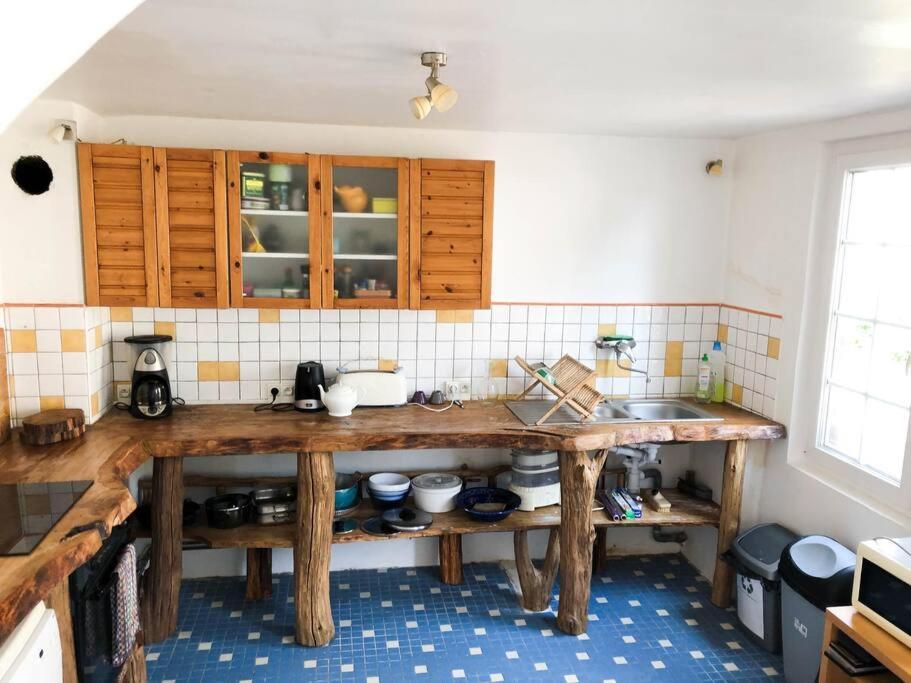 Gite Au Coeur D'Une Residence D'Artiste Saint-Aubin-de-Bonneval المظهر الخارجي الصورة