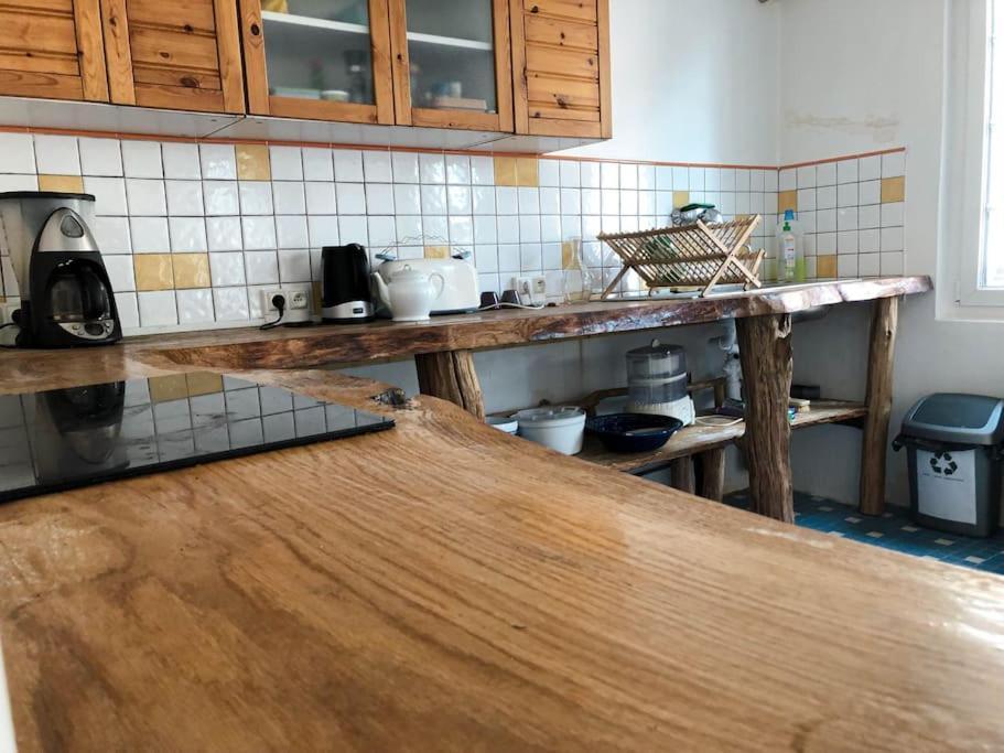 Gite Au Coeur D'Une Residence D'Artiste Saint-Aubin-de-Bonneval المظهر الخارجي الصورة